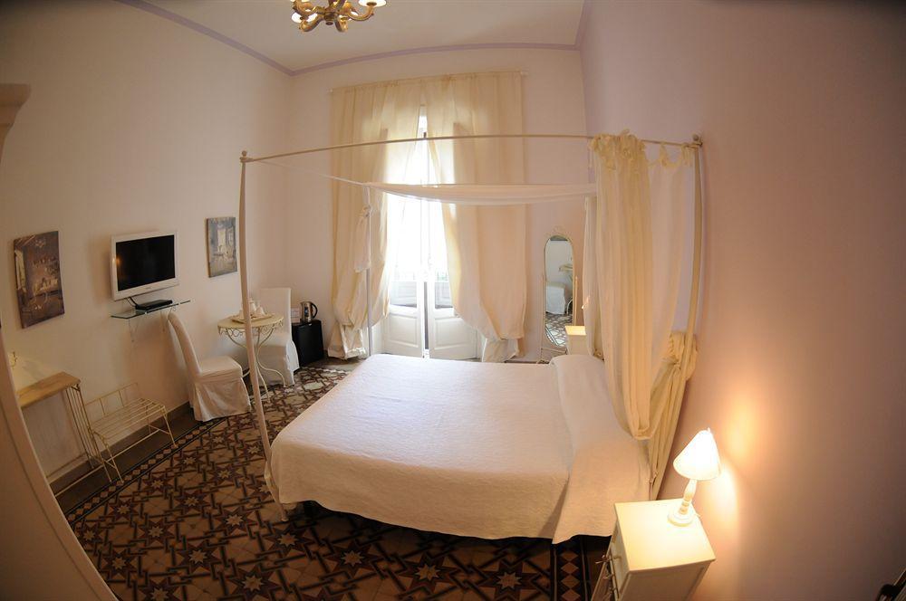 Casa Blanca Bed and Breakfast Reggio di Calabria Buitenkant foto